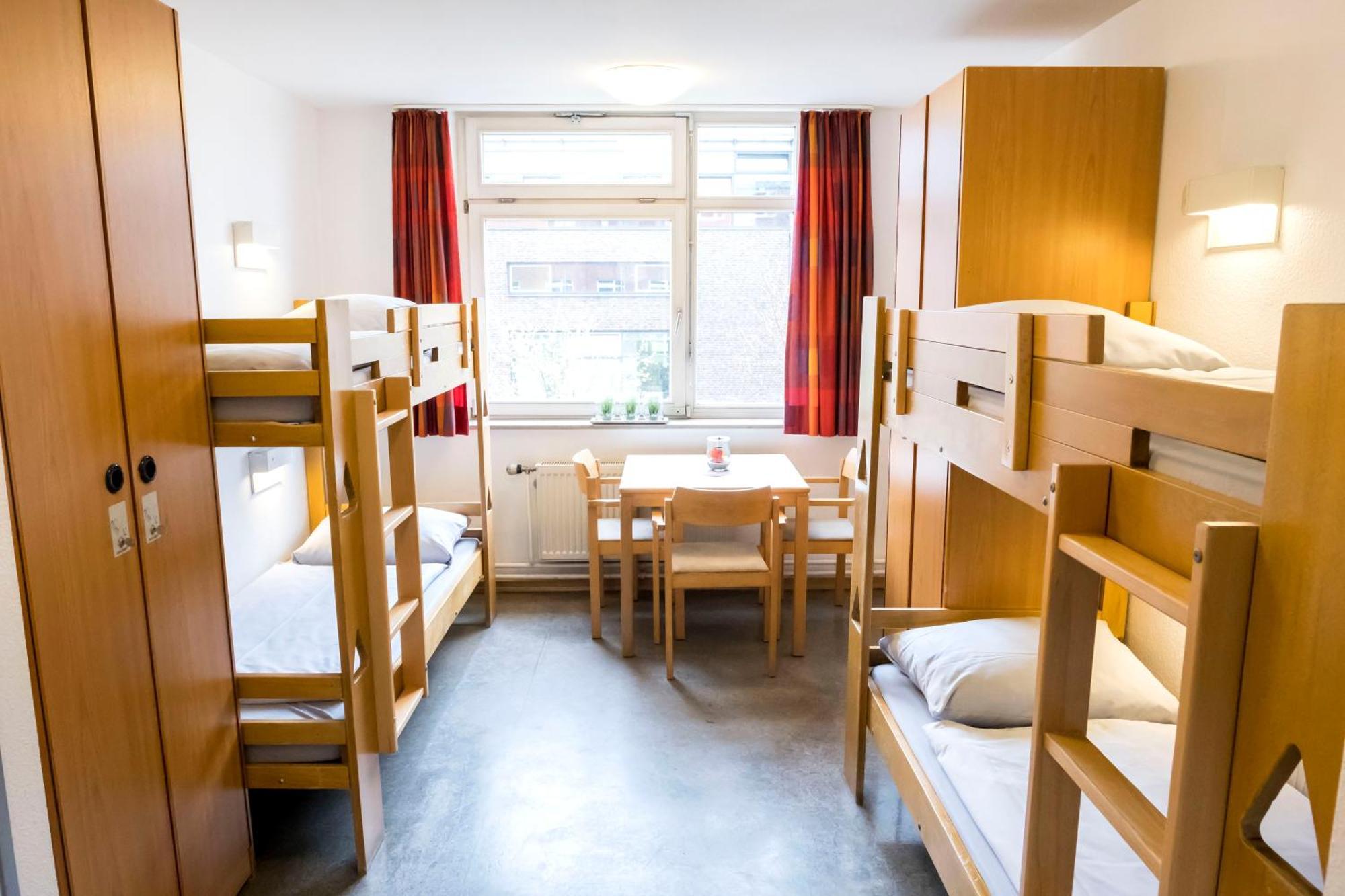 Jugendherberge Hamburg Horner Rennbahn Bagian luar foto